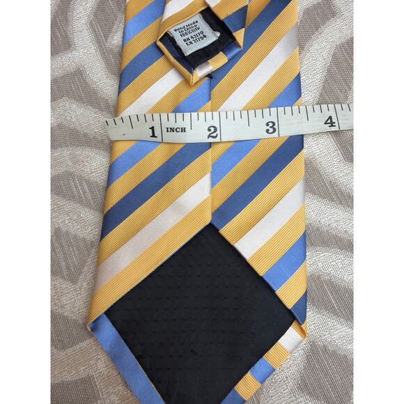 Geoffrey Beene Men’s100% Silk Tie Blue Yellow Striped Vanderbilt Wardrobe - Picture 4 of 7